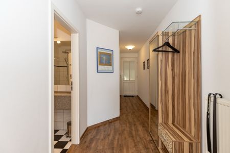 Meeresblick Meeresblick 102 Kühlungsborn - Flur mit Garderobe