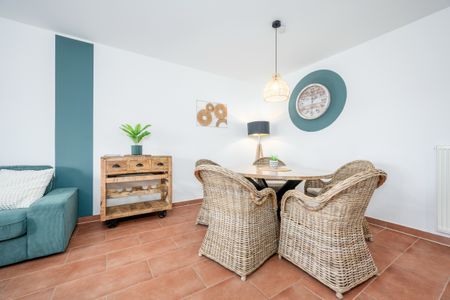 NordseeResort Friesland NordseeResort Friesland 51-0-M Schillig - Wohn-Essbereich mit Esstisch und Sitzgelegenheit