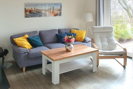 Urlauberdorf Urlauberdorf 33b Boltenhagen - Wohn-Essbereich mit Couch