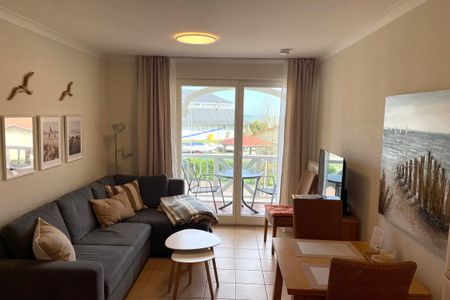 Apartment-Residenz Ostseestrand Apartment-Residenz Ostseestrand 26 Kühlungsborn - Wohn-Essbereich mit Couch
