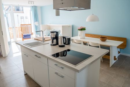 Ostseeland Ostseeland Lotsenstieg 2 Kajüte 5 Usedom - Küche mit Essbereich, Kajüte 5 im Lotsenstieg 2 in Karlshagen auf Usedom