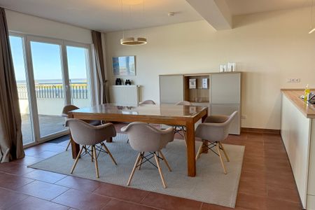 NordseeResort Friesland NordseeResort Friesland 51-4-N Schillig - Wohn-Essbereich mit Esstisch im Mellumweg 1, NordseeResort Friesland, sinf51-4-N in Schillig