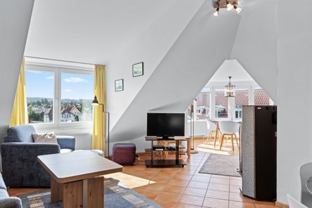 Meeresblick Meeresblick 507 Kühlungsborn - Wohnbereich mit Flatscreen-TV im kbmb507, Meerblick 507, Ostseeallee 45 in Kühlungsborn