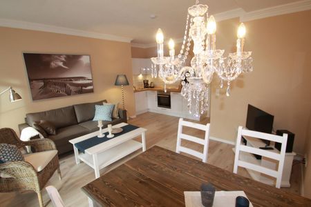 Strandmuschel - Alte Da(h)me - Neu 1024 Dahme -