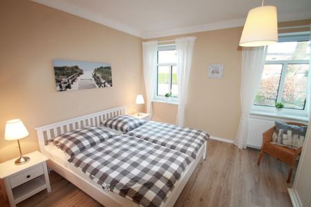 Strandmuschel - Alte Da(h)me - Neu 1024 Dahme -