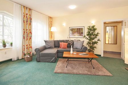 Strand-Park Strand-Park V22 Usedom - Wohn-Essbereich mit Couch