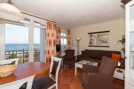 Apartmenthaus Atlantik Apartmenthaus Atlantik 312 Kühlungsborn - Wohn-Essbereich mit Couch