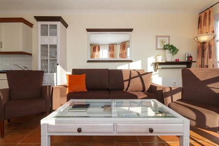 Apartmenthaus Atlantik Apartmenthaus Atlantik 314 Kühlungsborn - Wohn-Essbereich mit Couch