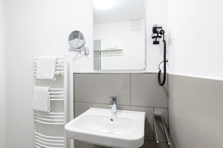 Deichhäuser Anna Küste Deichhäuser Anna Küste 1-13 Bensersiel - Badezimmer mit Waschtisch