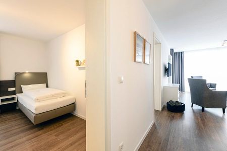 Deichhäuser Anna Küste Deichhäuser Anna Küste 1-34 Bensersiel - Flur mit Zugang zum Schlafzimmer