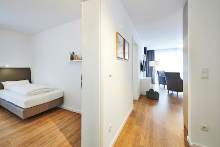 Deichhäuser Anna Küste Deichhäuser Anna Küste 2-24 Bensersiel - Flur mit Zugang zum Schlafzimmer