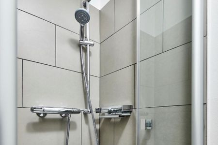 Deichhäuser Anna Küste Deichhäuser Anna Küste 4-21 Bensersiel - Badezimmer mit Dusche