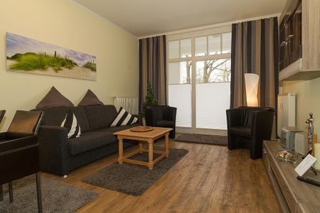 Meeresblick Meeresblick 008 Kühlungsborn - Wohn-Essbereich mit Couch