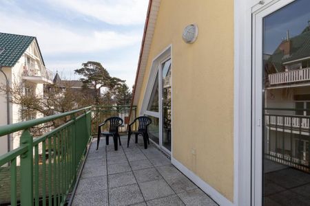 Ostseeallee 32b Ostseeallee 32b 2-2 Kühlungsborn - Balkon mit Gartenmöbeln