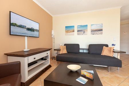 Apartmenthaus Atlantik Apartmenthaus Atlantik 116 Kühlungsborn - Wohn-Essbereich mit Couch