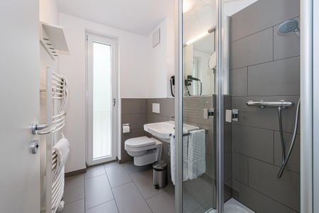 Deichhäuser Anna Küste Deichhäuser Anna Küste 8-20 Bensersiel - Badezimmer mit Dusche