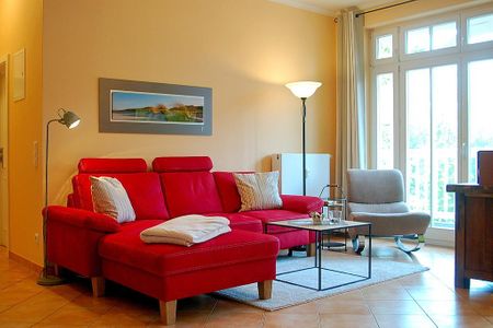 Dünenschloss Dünenschloss 1-21 Kühlungsborn - Wohn-Essbereich mit Couch