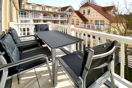 Dünenschloss Dünenschloss 2-16 Kühlungsborn - Balkon mit Gartenmöbeln