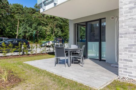 Aparthotel Ostseeallee Aparthotel Ostseeallee 5-42 Boltenhagen - Terrasse mit Zugang zum Wohn-/Essbereich