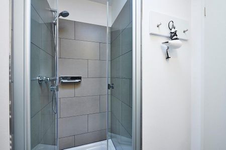 Deichhäuser Anna Küste Deichhäuser Anna Küste 4-32 Bensersiel - Badezimmer mit Dusche