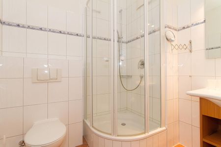 Dünenschloss Dünenschloss 2-22 Kühlungsborn - Badezimmer mit Dusche