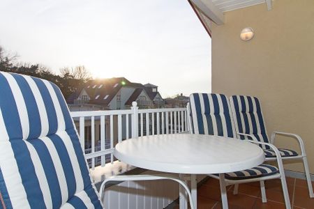 Dünenschloss Dünenschloss 2-22 Kühlungsborn - Balkon mit Gartenmöbeln
