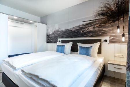 Apartmentanlage Meerblickvilla Apartmentanlage Meerblickvilla 2-24 Großenbrode - Schlafzimmer 1 mit Boxspringbett