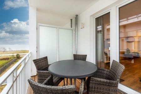 Apartmentanlage Meerblickvilla Apartmentanlage Meerblickvilla 1-15 Großenbrode - Balkon mit Zugang zum Wohn-/Essbereich