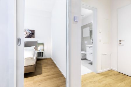 Ferienapartments am Krusespeicher Ferienapartments am Krusespeicher 2-18 Wismar - Flur mit Blick zum Schlaf- und Badezimmer