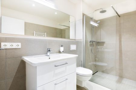 Ferienapartments am Krusespeicher Ferienapartments am Krusespeicher 3-30 Wismar - Badezimmer mit ebenerdiger Dusche