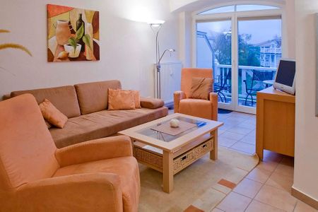 Apartment-Residenz Ostseestrand Apartment-Residenz Ostseestrand 37 Kühlungsborn - Wohn-Essbereich mit Couch