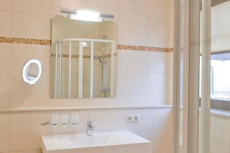 Urlaubsräume am Meer Urlaubsräume am Meer 4-12 Kühlungsborn - Badezimmer mit Dusche