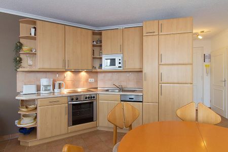 Apartmenthaus Atlantik Apartmenthaus Atlantik 213 Kühlungsborn - Küchenzeile mit Backofen