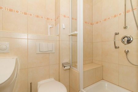 Dünenschloss Dünenschloss 1-40 Kühlungsborn - Badezimmer mit Duschwanne