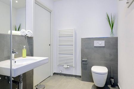 Aparthotel Anna Düne Aparthotel Anna Düne 1-19 Wangerooge - Badezimmer mit WC und Waschtisch