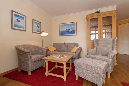 Apartmenthaus Atlantik Apartmenthaus Atlantik 216 Kühlungsborn - Wohn-Essbereich mit Couch