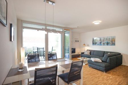 DünenResort Binz DünenResort Binz 113 Rügen - Wohn-Essbereich mit Couch