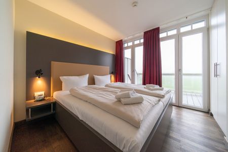 Resort Deichgraf Resort Deichgraf 31-20 Wremen - Schlafzimmer mit Doppelbett