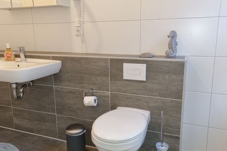 Pension Likedeeler Doppelzimmer William Kidd Pension Likedeeler - Bad mit WC