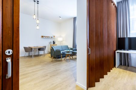 Ferienapartments am Krusespeicher Ferienapartments am Krusespeicher 3-25 Wismar - Schlafzimmer mit Zugang zum Wohn-/Essbereich