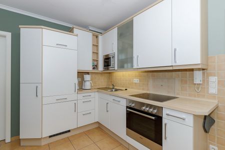 Dünenschloss Dünenschloss 2-20 Kühlungsborn - Küchenzeile mit Backofen