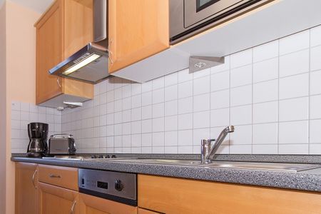 Meeresblick Meeresblick 320 Kühlungsborn - Küchenzeile mit Mikrowelle