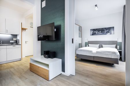 Krusespeicher Krusespeicher 2-38 Wismar - Wohn-/Essbereich mit Zugang zum Schlafzimmer