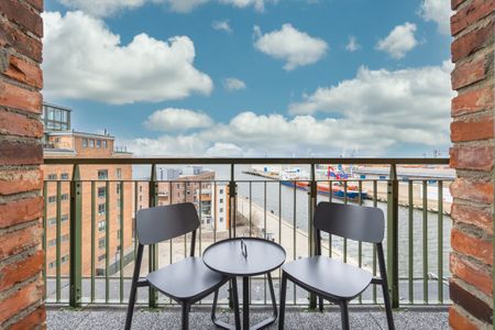 Krusespeicher Krusespeicher 6-74 Wismar - Balkon mit Gartenmöbeln
