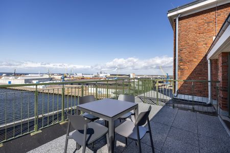 Krusespeicher Krusespeicher 6-76 Wismar - Dachterrasse mit Gartenmöbeln