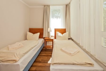 Strand-Park Strand-Park 222 Usedom - Schlafzimmer mit zwei Einzelbetten