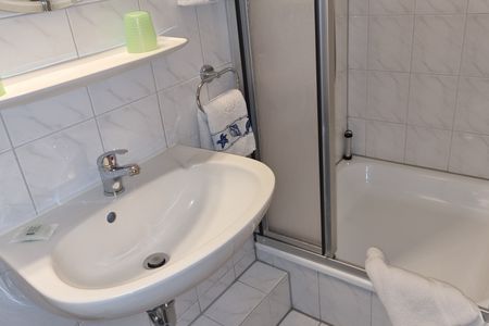 Haus Borkumitte Appartement Thor Haus Borkumitte - kleines Bad