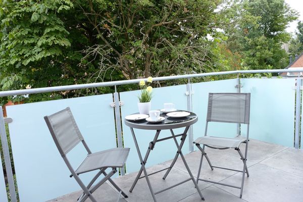  Kleiner Friesenbär Dorf - Balkon