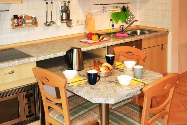 Küche / Küchenzeile Haus Südstrand Ferienwohnung 8