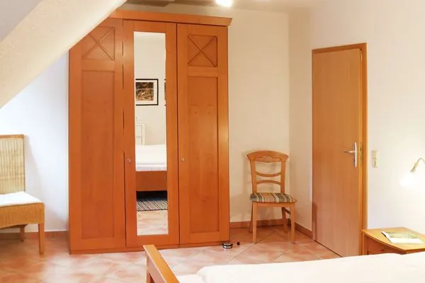 Schlafzimmer Haus Südstrand Ferienwohnung 8